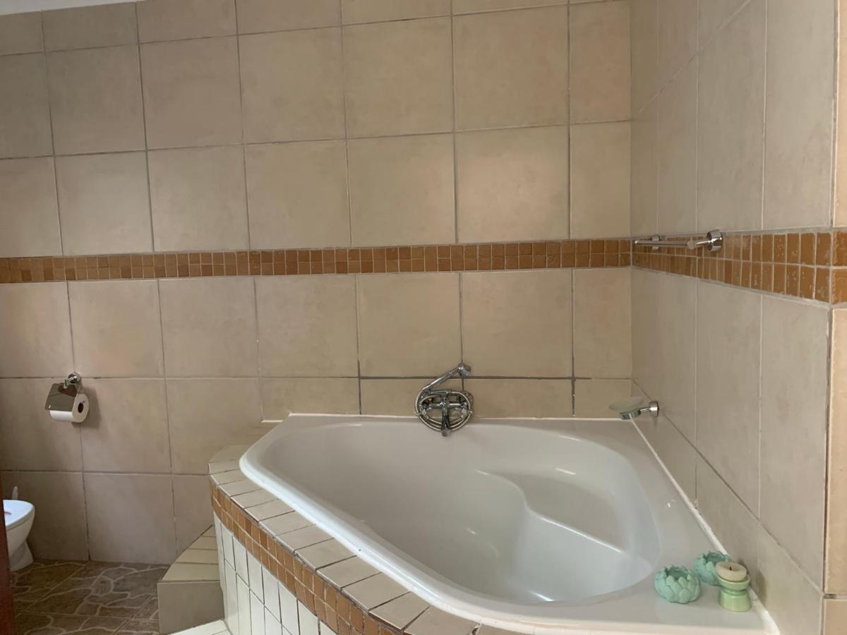 Bed and Breakfast Bokamoso Views Rustenburg Exterior foto