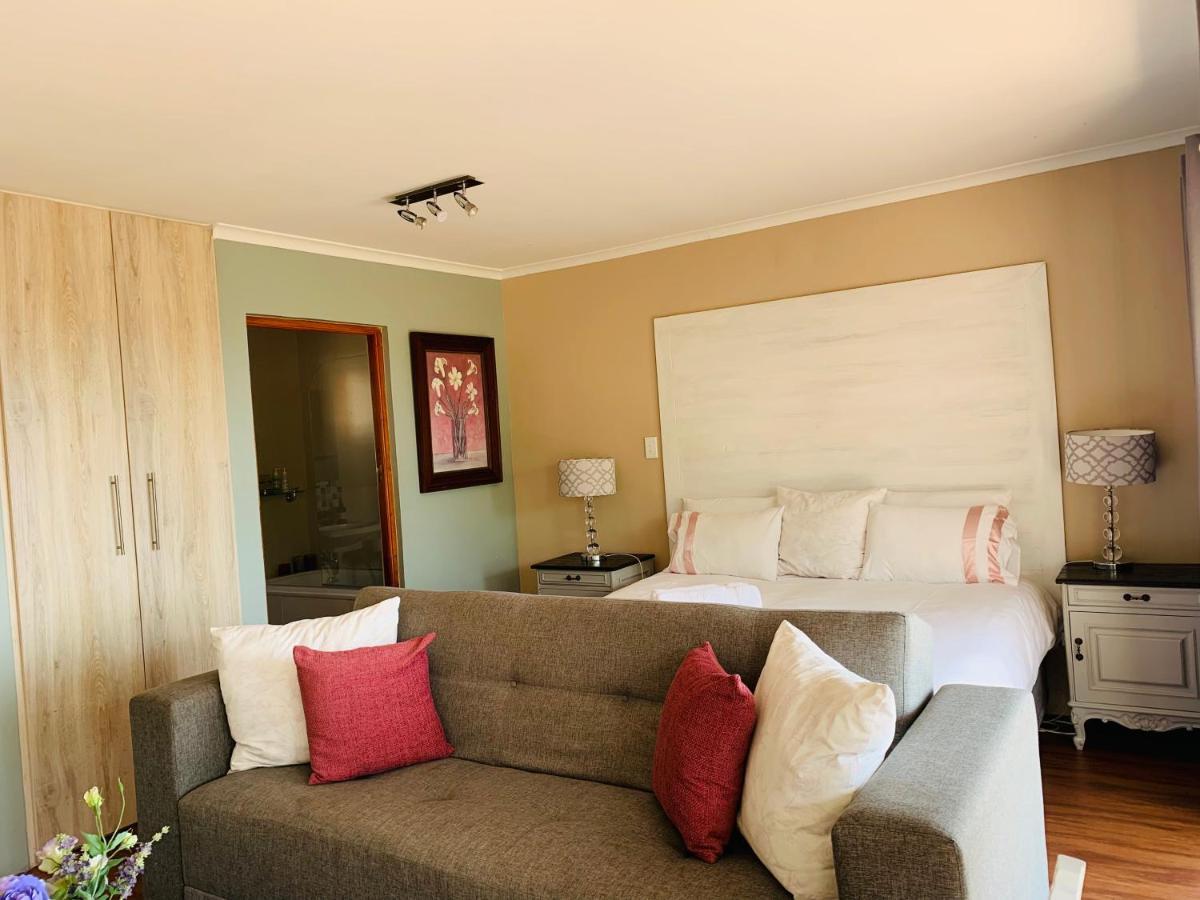 Bed and Breakfast Bokamoso Views Rustenburg Exterior foto